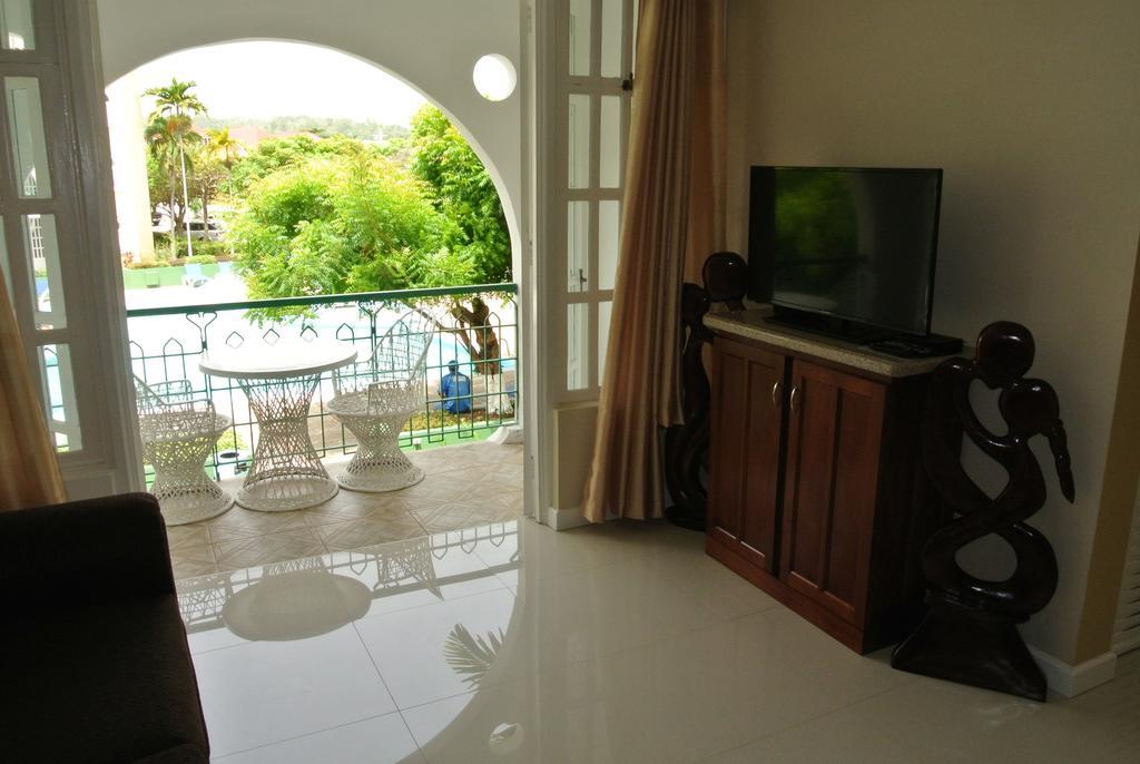 Beach One Bedroom Suite 13 Ocho Rios Luaran gambar