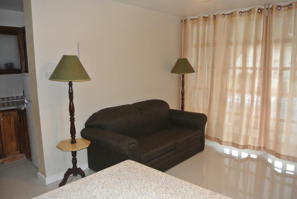 Beach One Bedroom Suite 13 Ocho Rios Bilik gambar