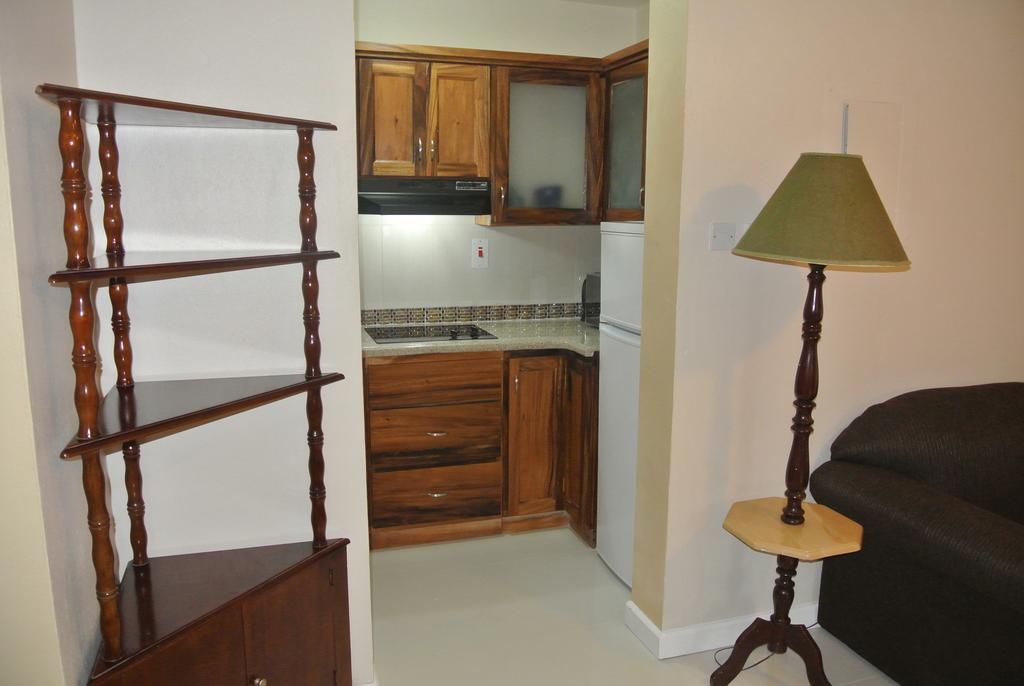 Beach One Bedroom Suite 13 Ocho Rios Bilik gambar