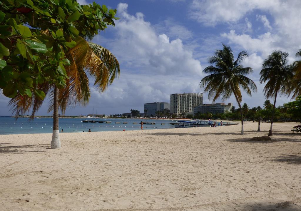 Beach One Bedroom Suite 13 Ocho Rios Luaran gambar